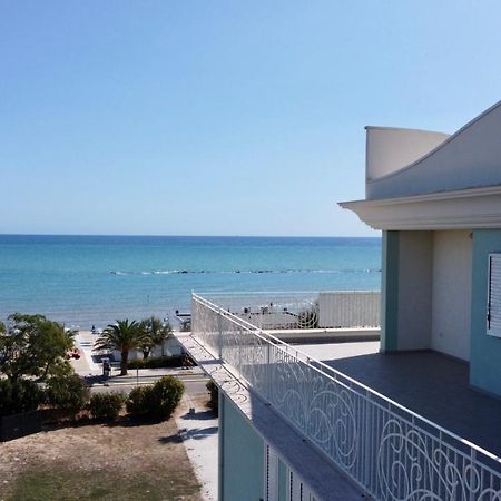 Apartamento Altomare - Vibra Villa Rosa Di Martinsicuro Exterior foto