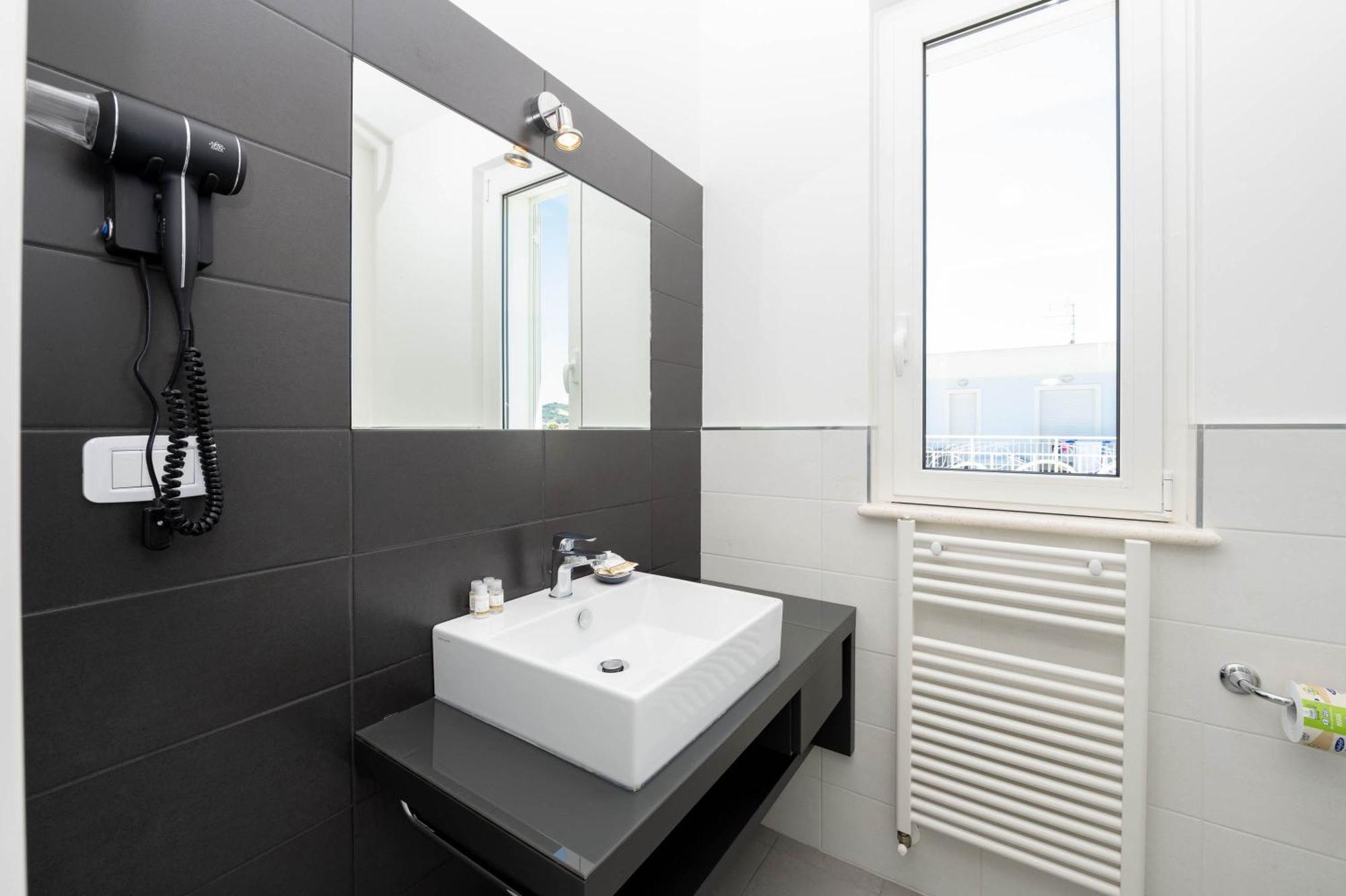 Apartamento Altomare - Vibra Villa Rosa Di Martinsicuro Exterior foto