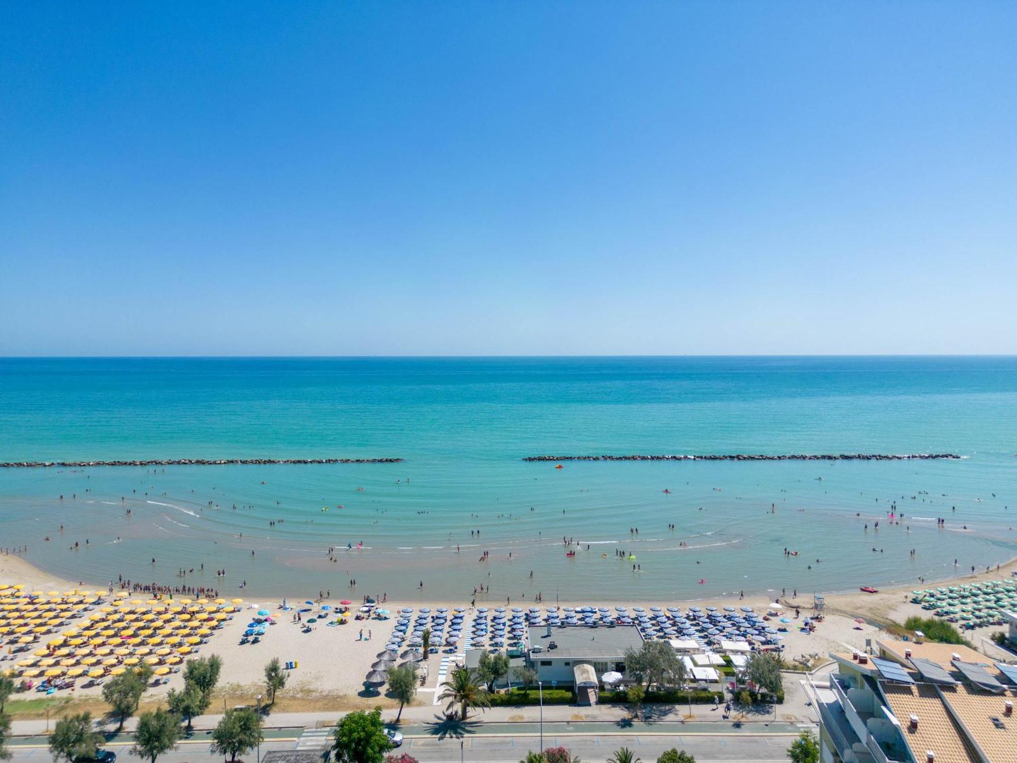 Apartamento Altomare - Vibra Villa Rosa Di Martinsicuro Exterior foto