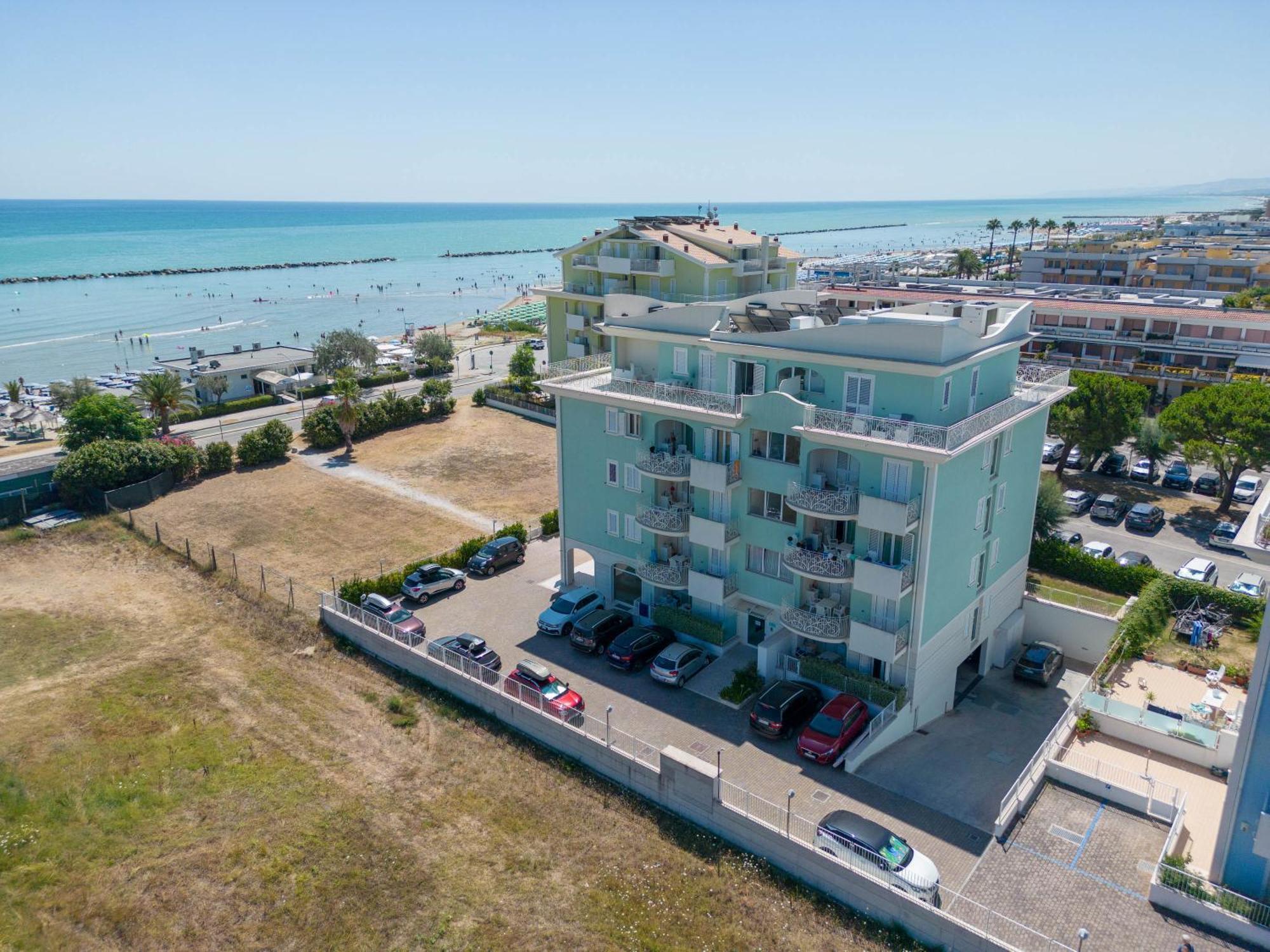 Apartamento Altomare - Vibra Villa Rosa Di Martinsicuro Exterior foto